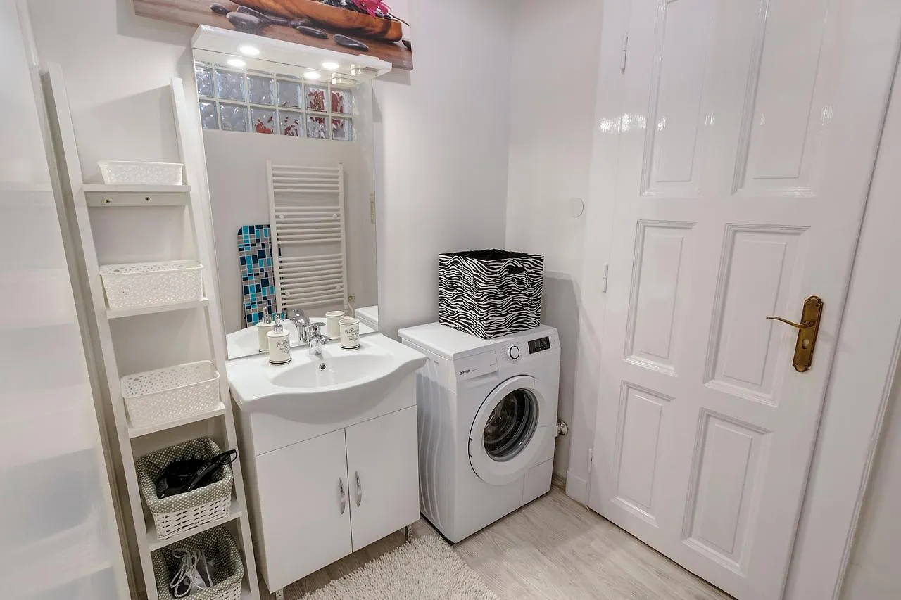 Sweet Dreams At King Street Silver Apartment Budapest Hungary